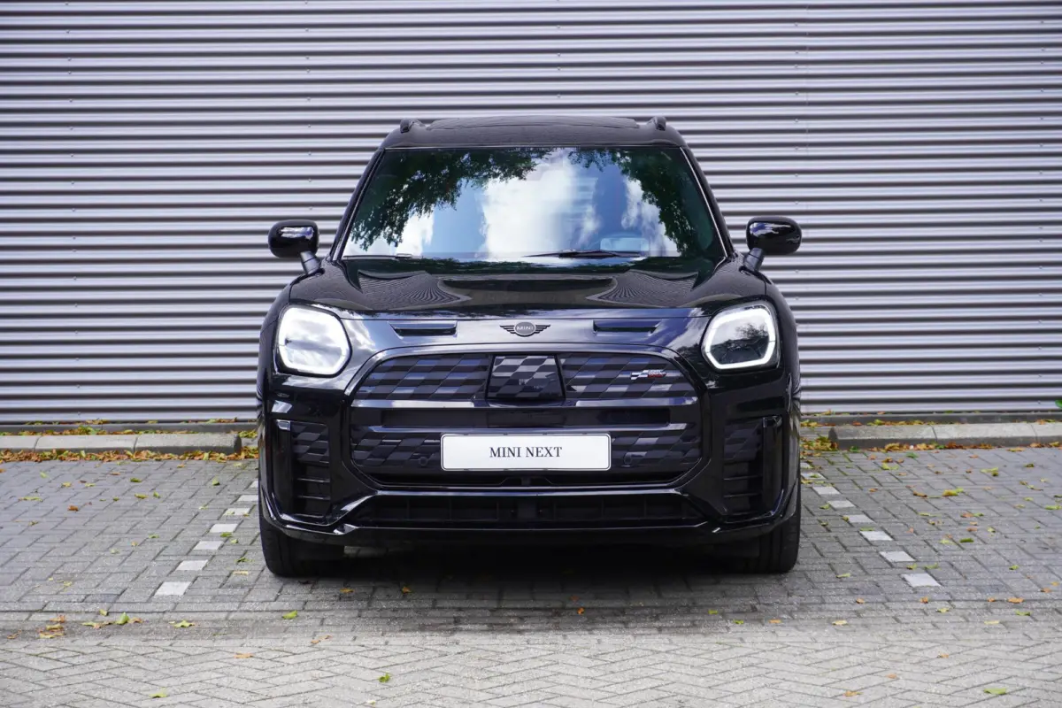 E John Cooper Works M Panoramadak elektrisch | John Cooper Works uitvoering | Head-Up Display | Harman/Kardon Surround Sound systeem
