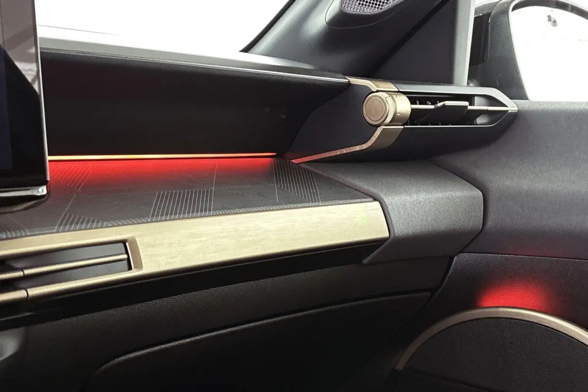 1.2 Turbo Hybrid LX Automaat Camera Apple CarPlay