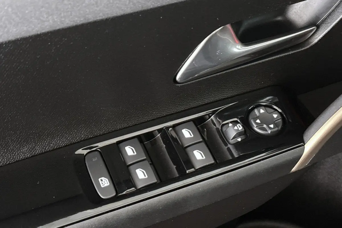 1.2 Turbo Hybrid LX Automaat Camera Apple CarPlay