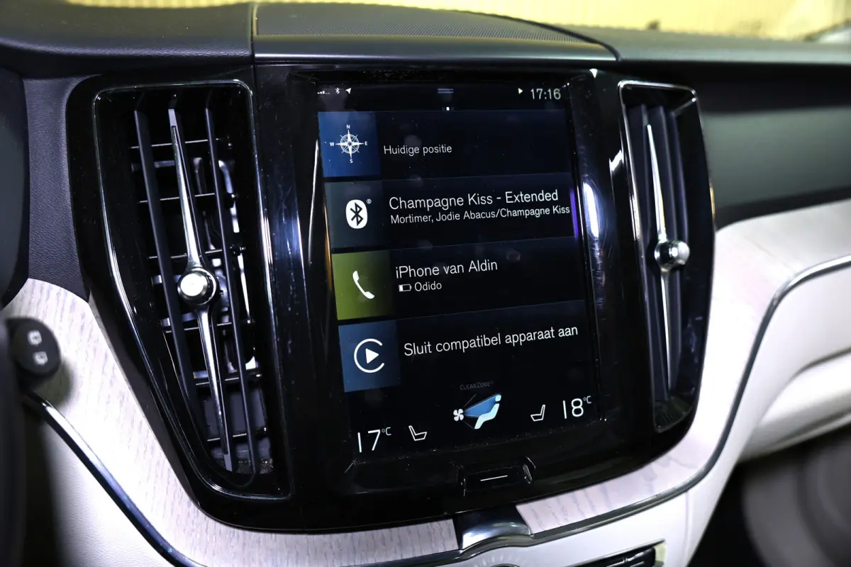 2.0 T5 AWD Inscription AVM CARPLAY 360CAM MEMORY CRUISE KEYLESS START" 17