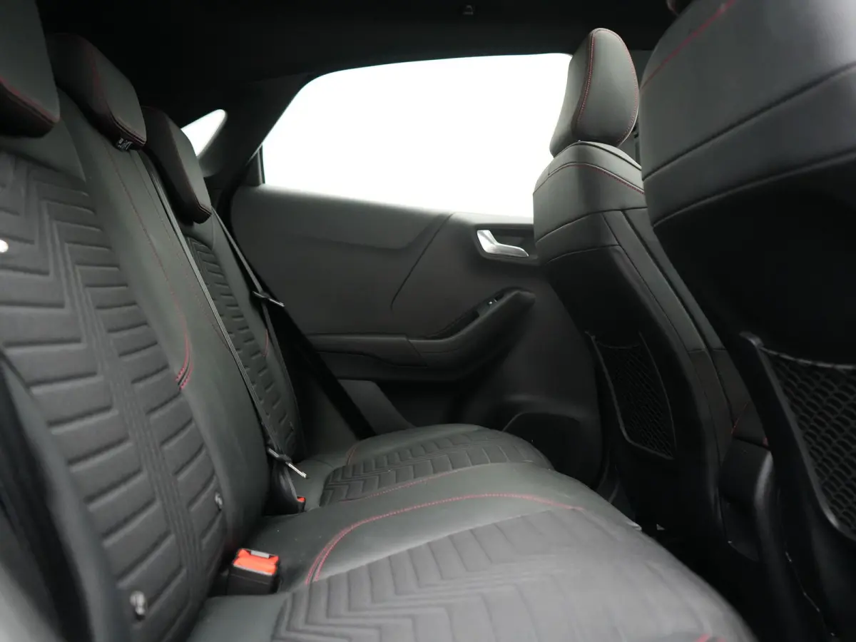 1.0 EcoBoost ST-Line X 168pk Dealer O.H | Trekhaak Afn. | Panodak | Adaptive Cruise | Bang & Olufsen | Camera | Sportstoelen & Stuur Verwarmd | Keyless | Virtual | Navigatie | DAB | 17"L.M |