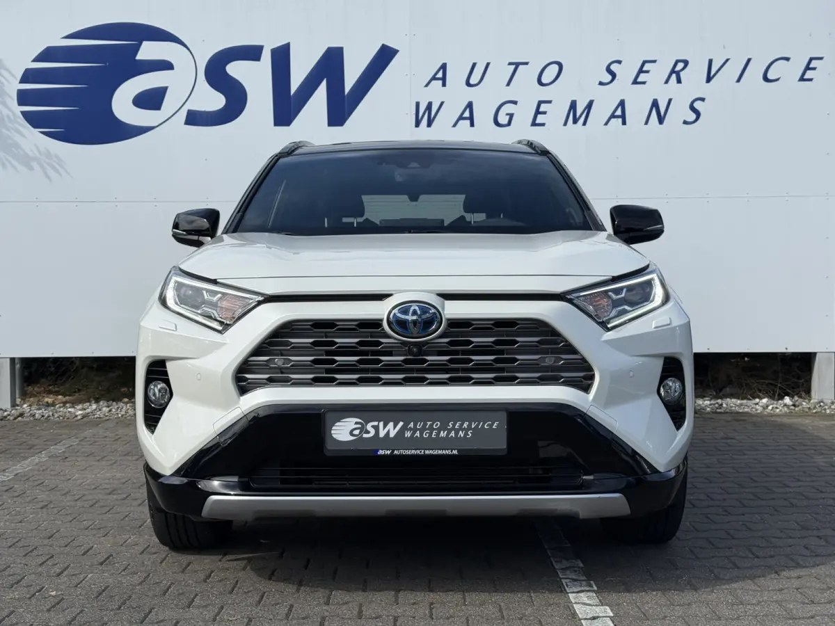 2.5 Hybrid Bi-Tone | ACC | Parelmoer | 360* Camera | Keyless | 18 inch