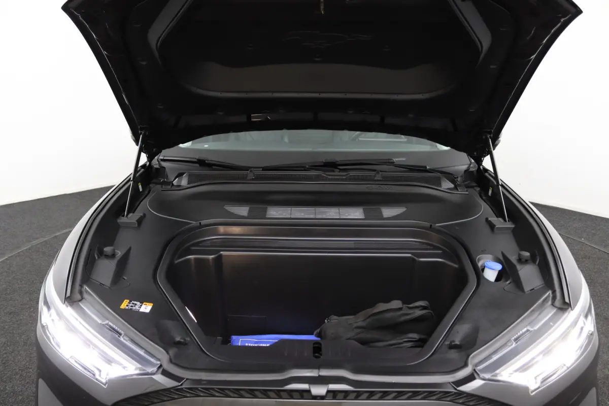 RWD 75 kWh | B&O Audio | Elektrische Achterklep | Stoelverwarming | 360 Camera | CarPlay/Android Auto | BLIS | Adaptive Cruise