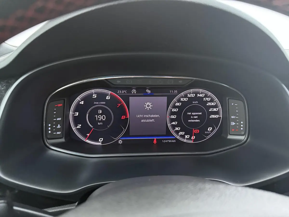 1.0 TSI FR Business Intense | Panoramadak | Beats Audio | LED Koplampen |