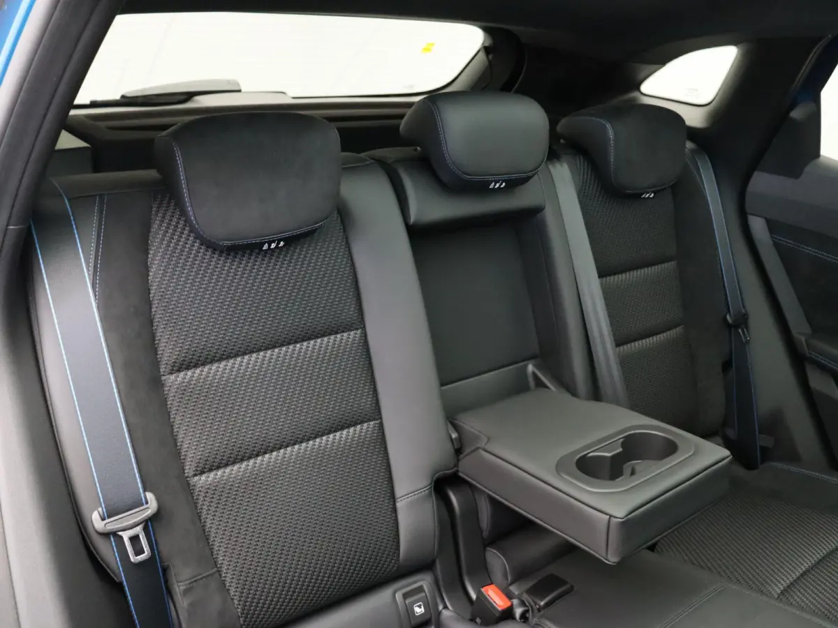 E-Tech full hybrid 200pk esprit Alpine | Vijf jaar garantie | Panoramisch dak | Harman Kardon | HUD |