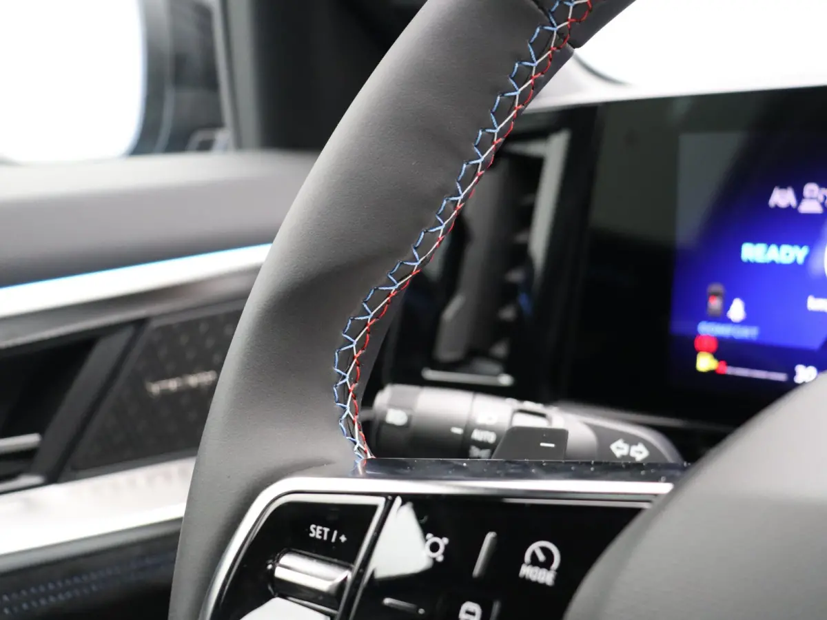 E-Tech full hybrid 200pk esprit Alpine | Vijf jaar garantie | Panoramisch dak | Harman Kardon | HUD |