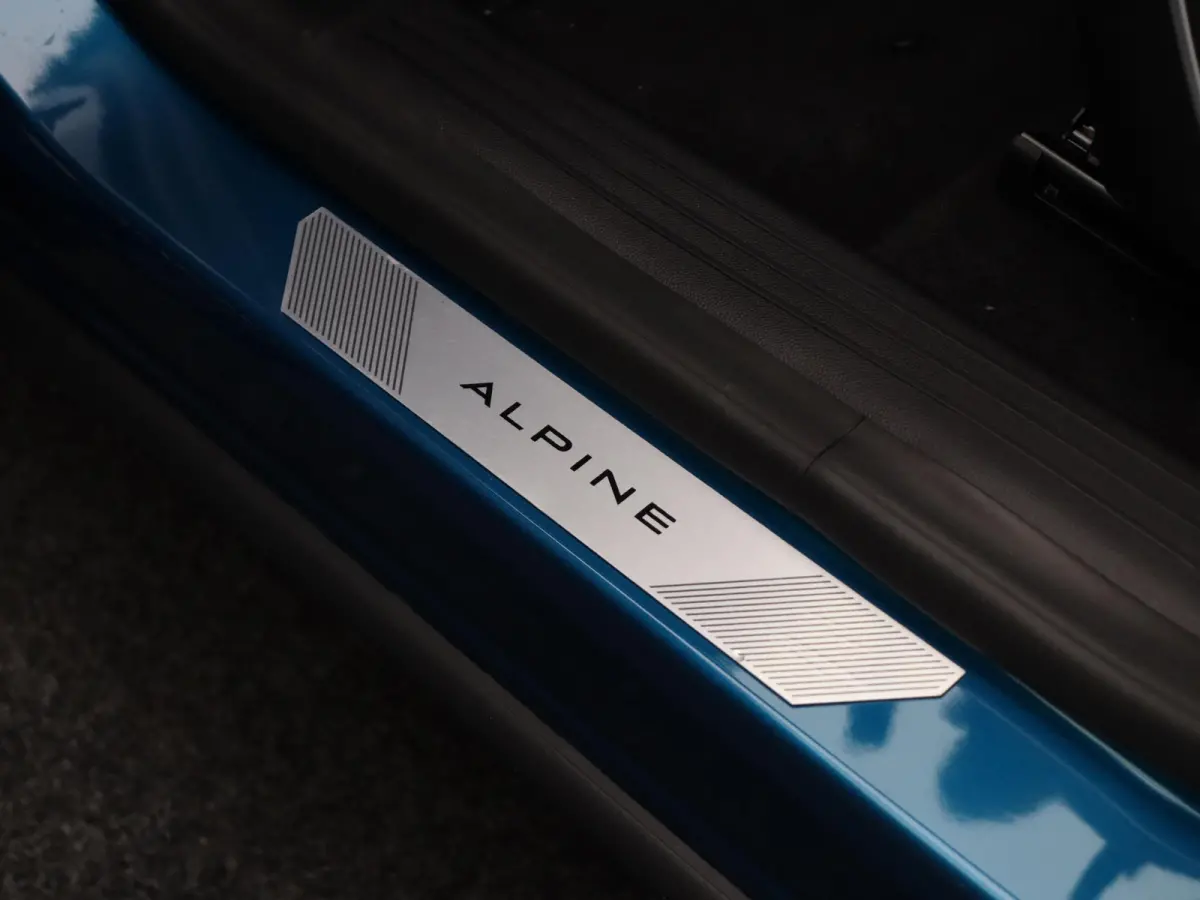 E-Tech full hybrid 200pk esprit Alpine | Vijf jaar garantie | Panoramisch dak | Harman Kardon | HUD |