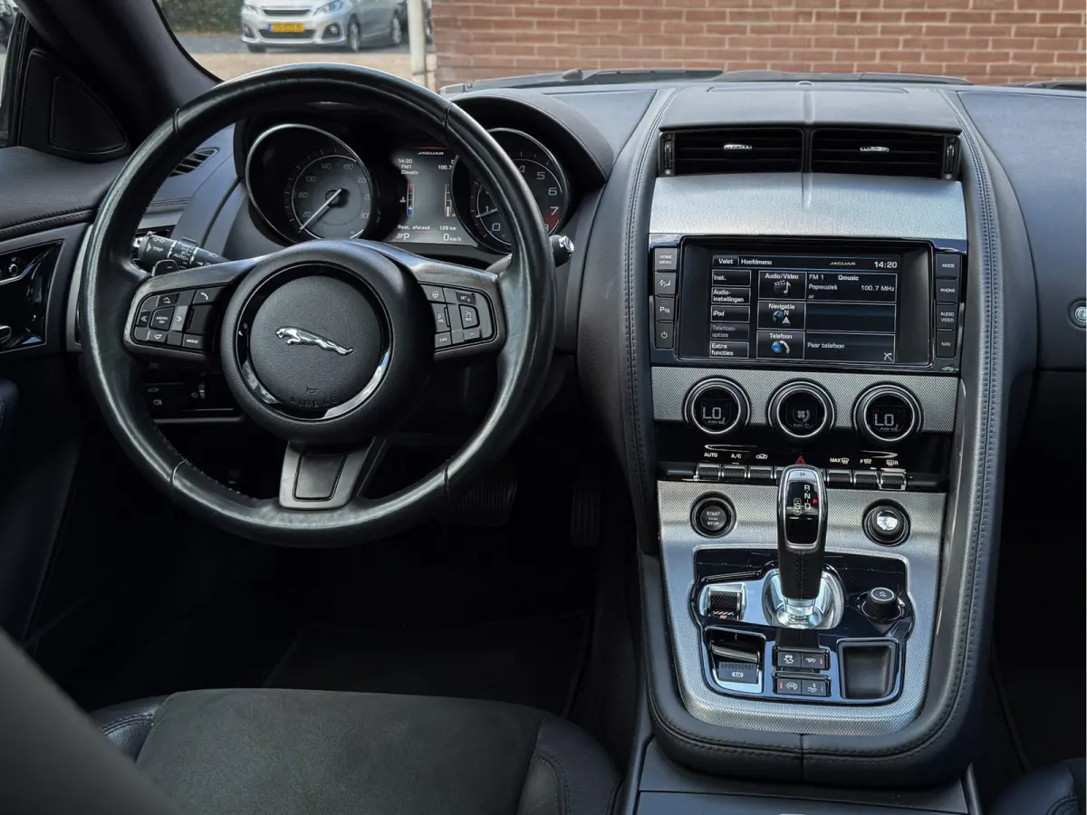 3.0 V6 S/C - Carplay, Navi, Cruise, Stoel-stuur verw. Elek verstelb. stoelen, Pano, 58DKM!