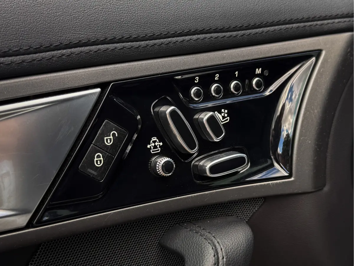 3.0 V6 S/C - Carplay, Navi, Cruise, Stoel-stuur verw. Elek verstelb. stoelen, Pano, 58DKM!