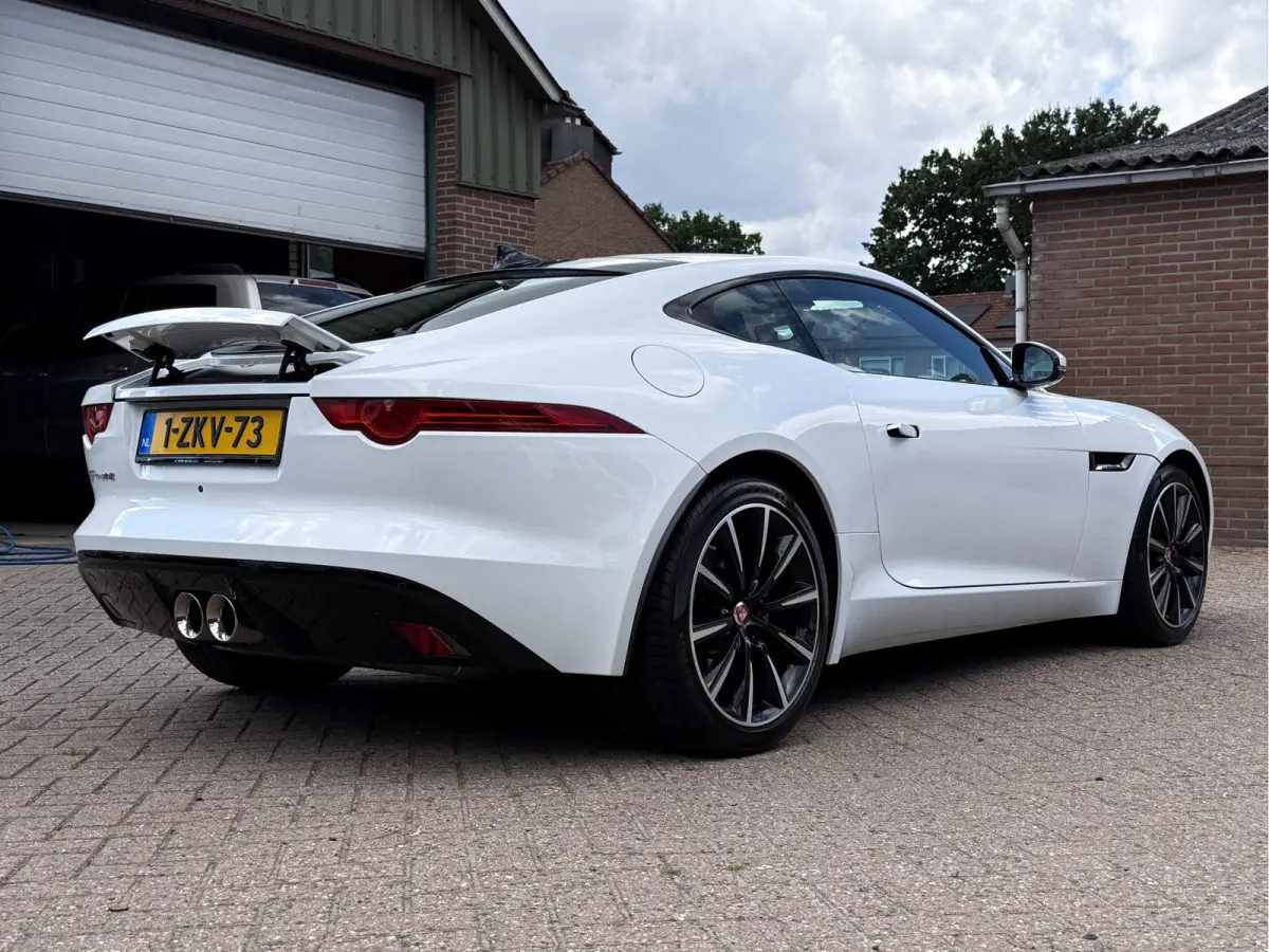 3.0 V6 S/C - Carplay, Navi, Cruise, Stoel-stuur verw. Elek verstelb. stoelen, Pano, 58DKM!