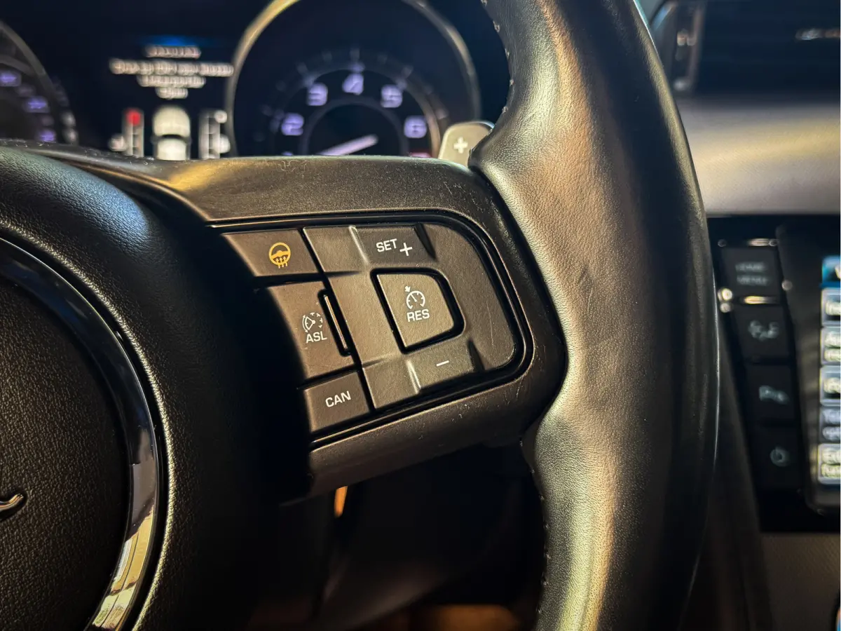 3.0 V6 S/C - Carplay, Navi, Cruise, Stoel-stuur verw. Elek verstelb. stoelen, Pano, 58DKM!