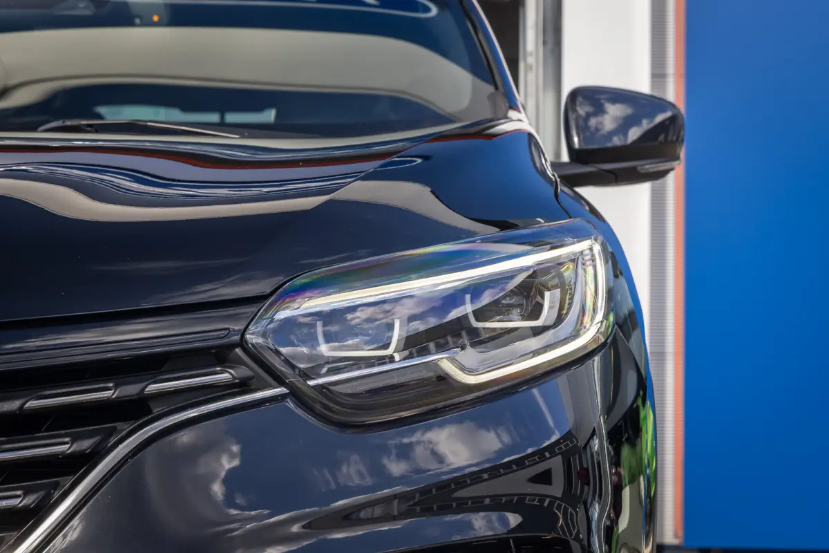 1.3 TCe Black Edition | BOSE | Elek. Stoel | Alcantara bekleding | Apple Carplay/Android Auto | Keyless | Achteruitrijcamera | Voorstoelen verwarmd | Achteruitrijcamera | Airco (automatisch)
