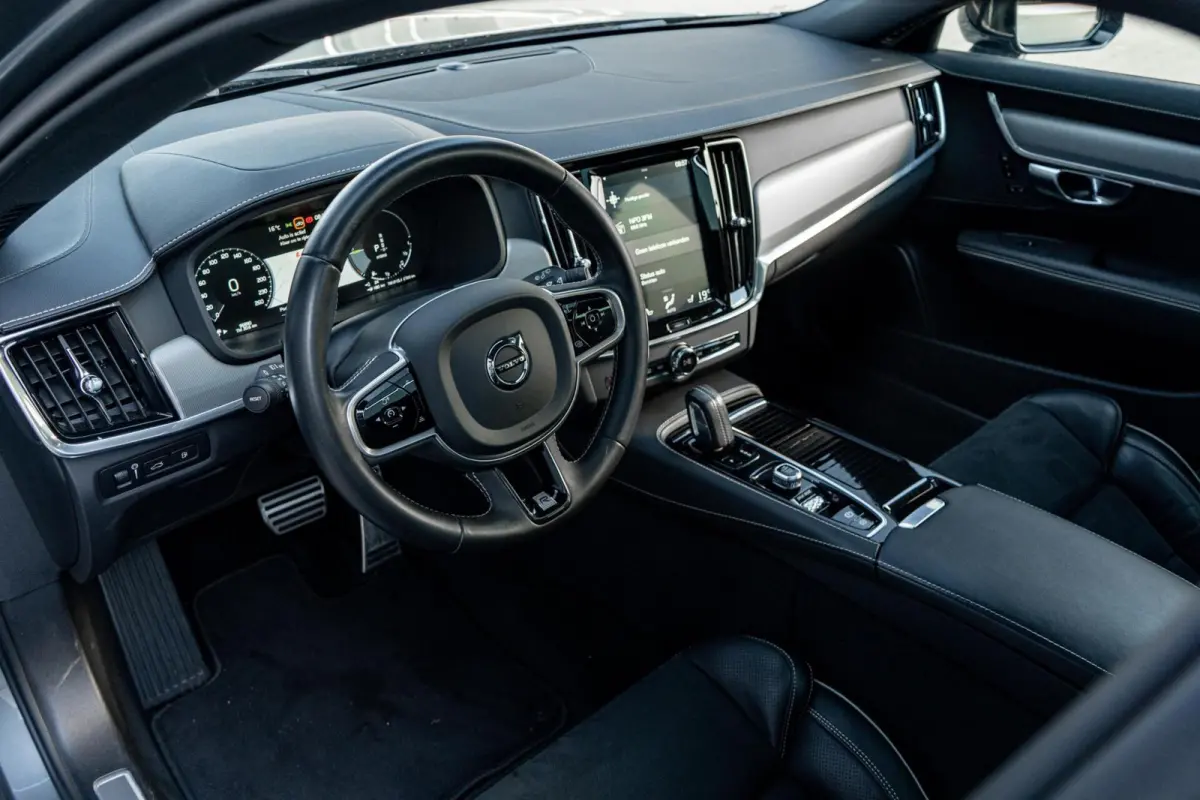 2.0 T8 AWD R-Design *Pano* Vol* Dealer onderhouden*