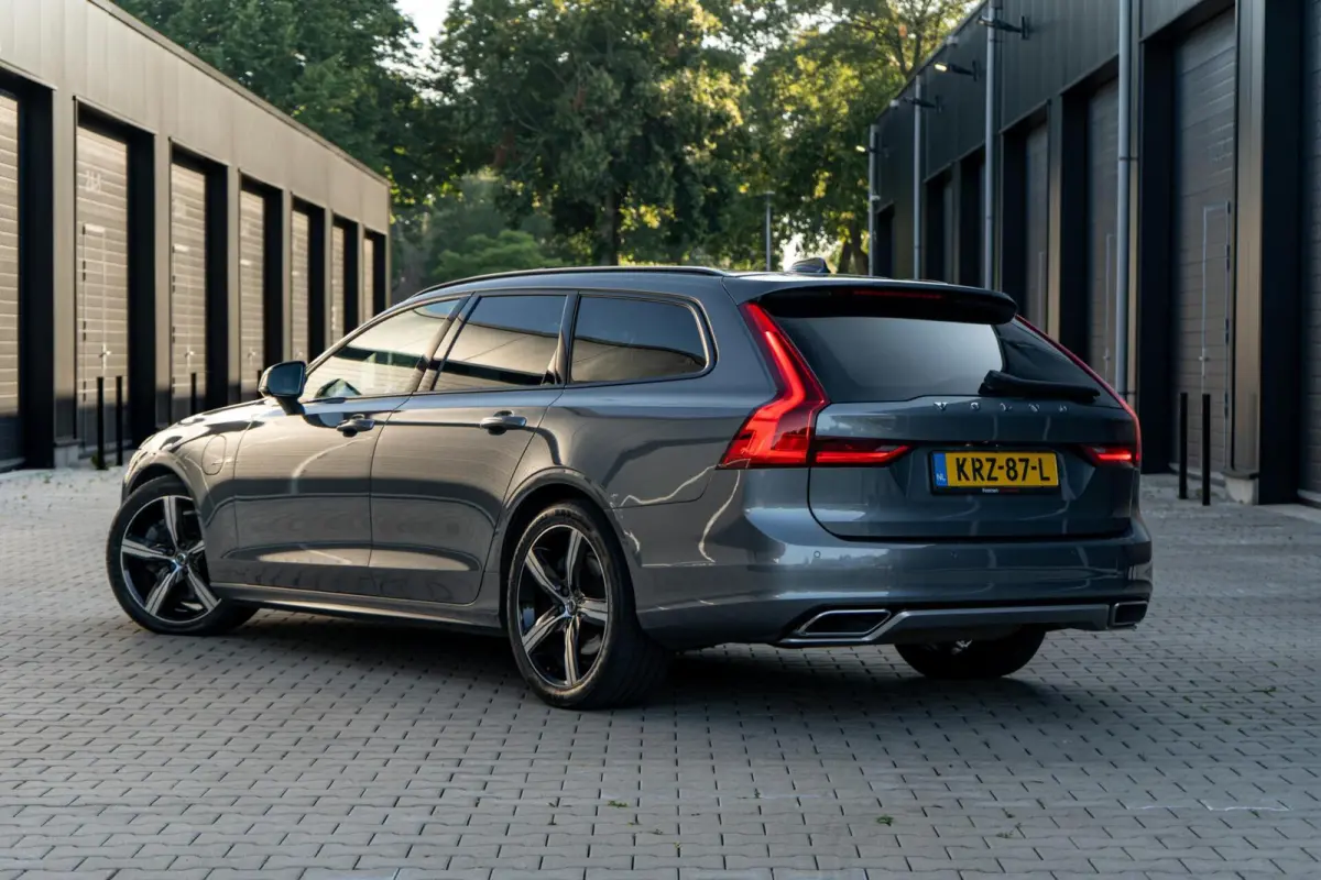 2.0 T8 AWD R-Design *Pano* Vol* Dealer onderhouden*