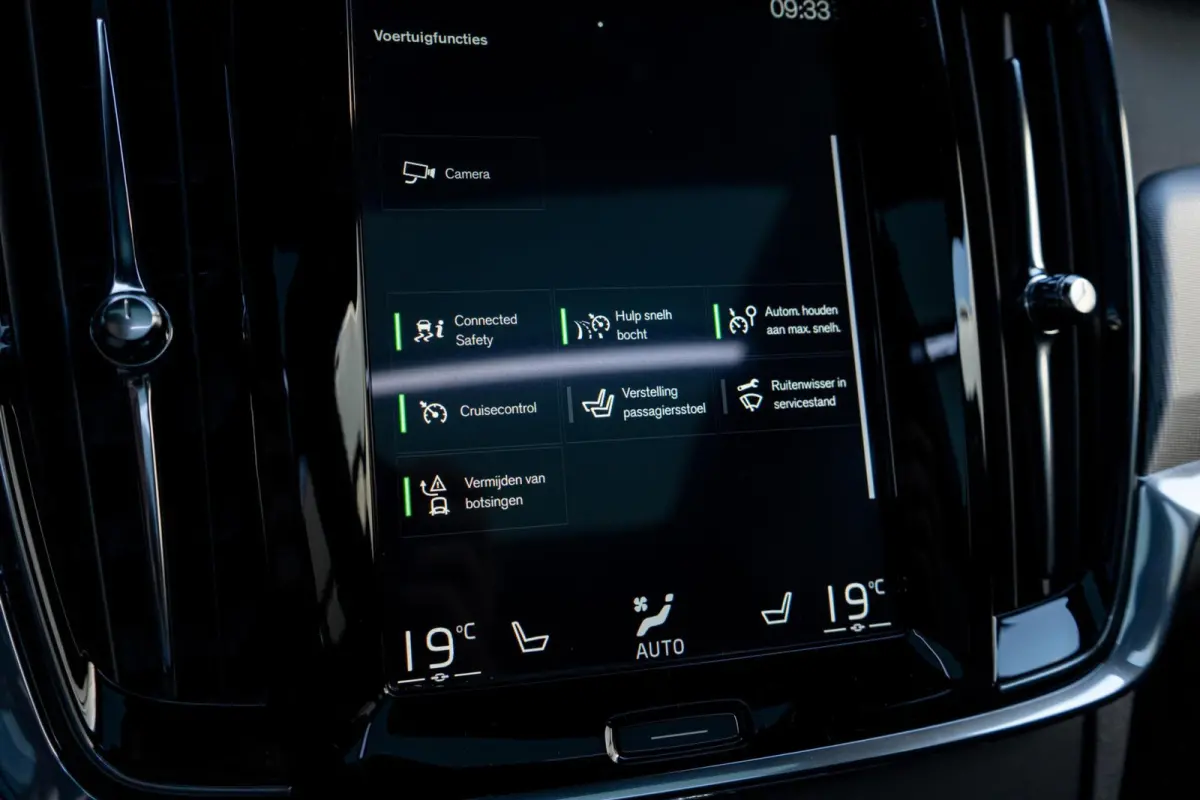 2.0 T8 AWD R-Design *Pano* Vol* Dealer onderhouden*