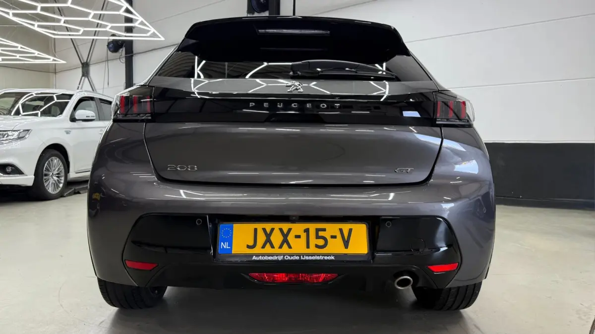 1.2 GT 3D virtual display, navigatie groot scherm