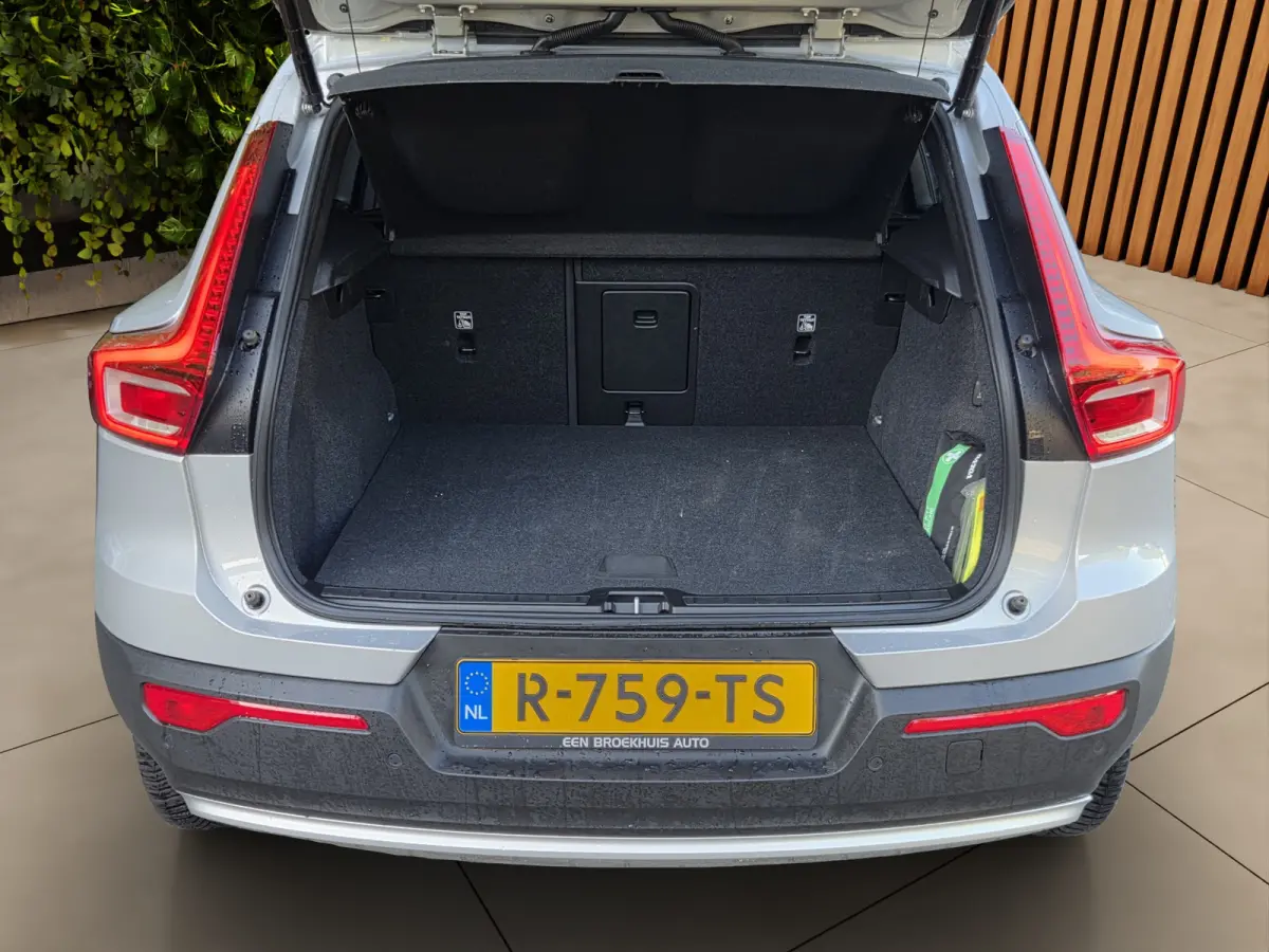 1.5 T4 Plug-in hybrid Core Bright | Camera | Stuur/stoelverwarming | Keyless