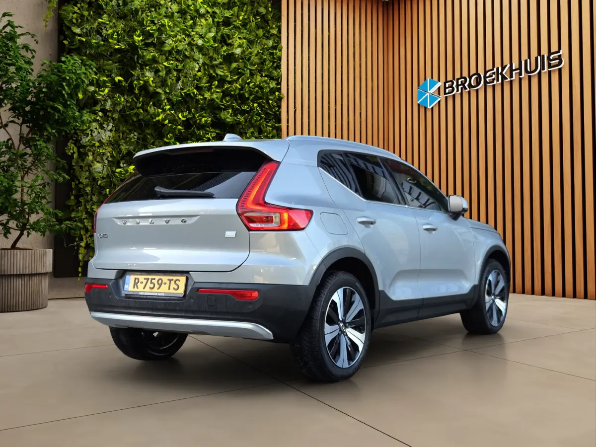 1.5 T4 Plug-in hybrid Core Bright | Camera | Stuur/stoelverwarming | Keyless