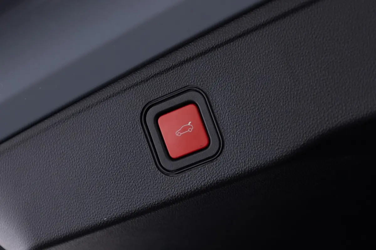1.2T 4xe The North Face | CARPLAY | 360 gr CAMERA | ADAPTIVE CRUISE !