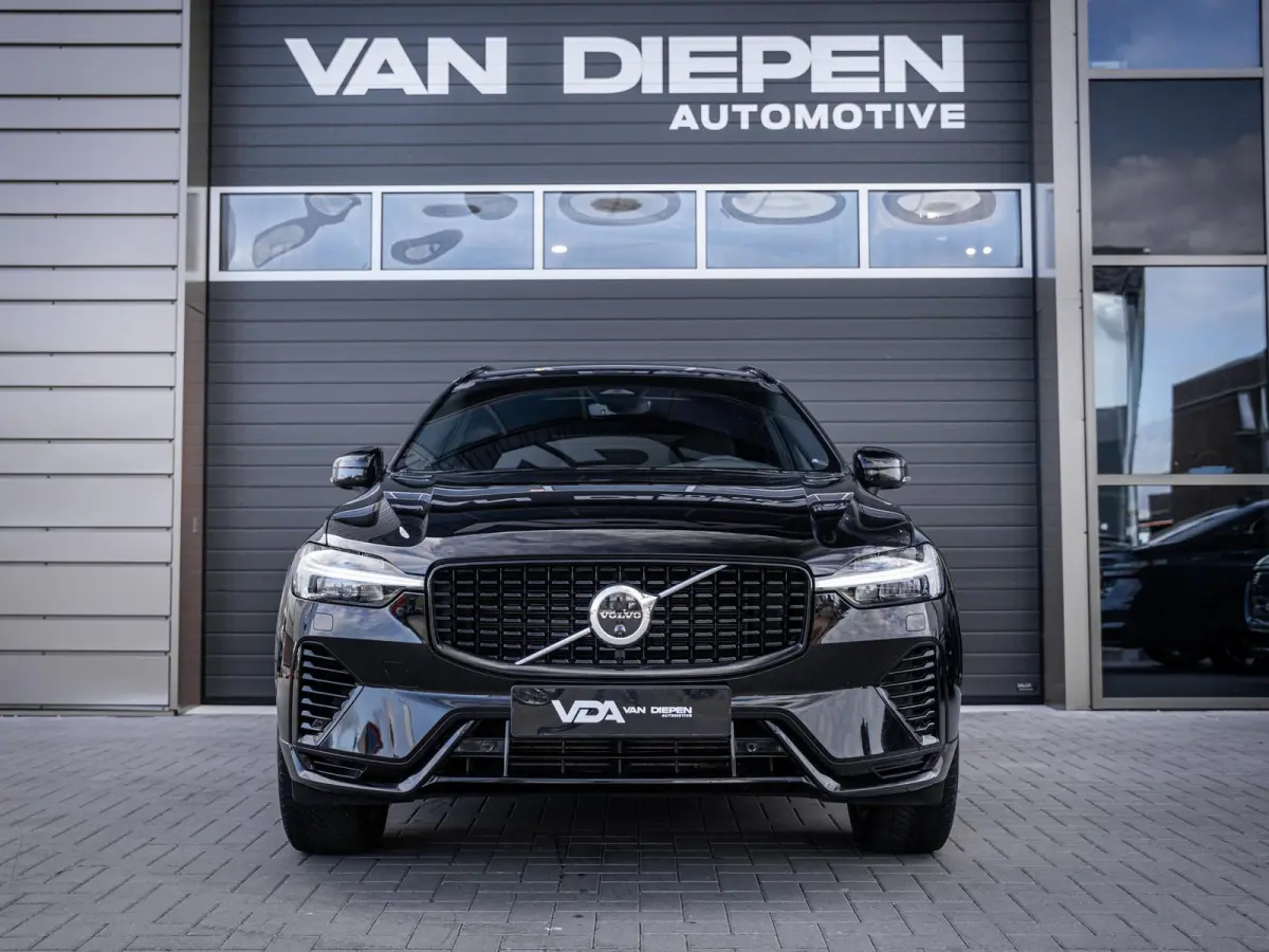 2.0 T6 Plug-in hybrid AWD Plus Dark R-Design - Long Range l Pano l H&K | 360 | Trekhaak