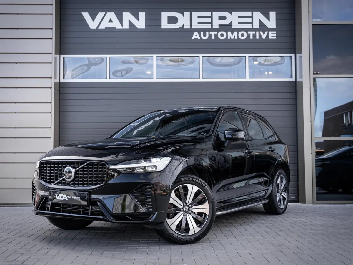 2.0 T6 Plug-in hybrid AWD Plus Dark R-Design - Long Range l Pano l H&K | 360 | Trekhaak