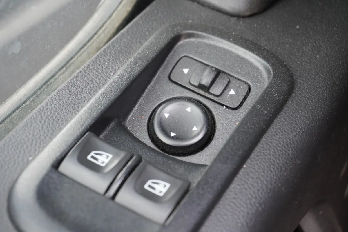 2.3 dCi 150PK L2H2 EURO 6 - Airco - Navi - Cruise - €14.950,- Excl.