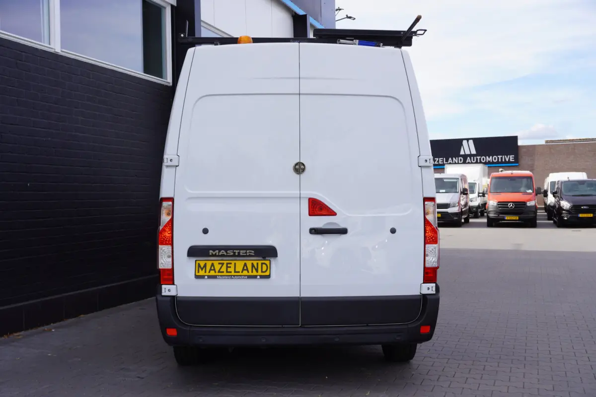 2.3 dCi 150PK L2H2 EURO 6 - Airco - Navi - Cruise - €14.950,- Excl.