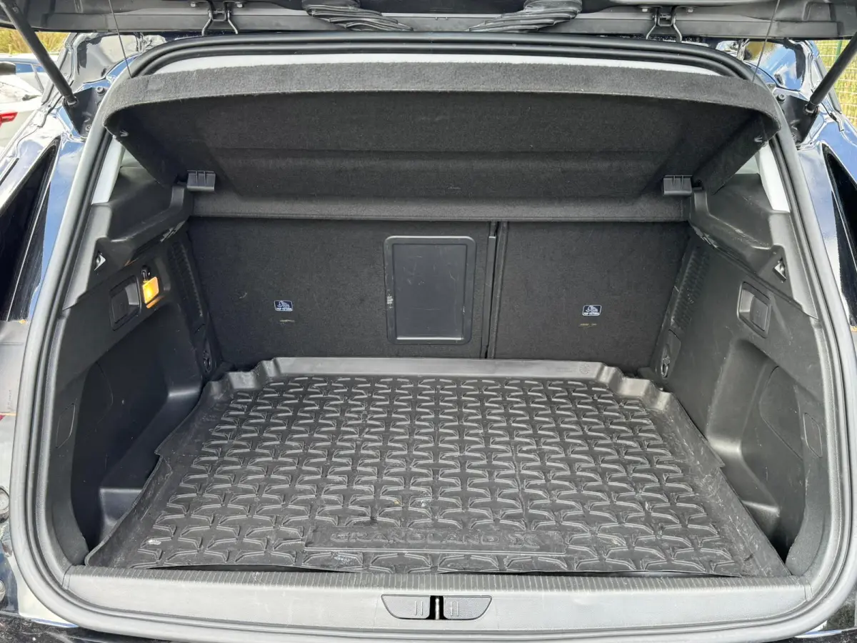 1.2 TURBO 130PK EDITION CAMERA/PDC/NAVIGATIE