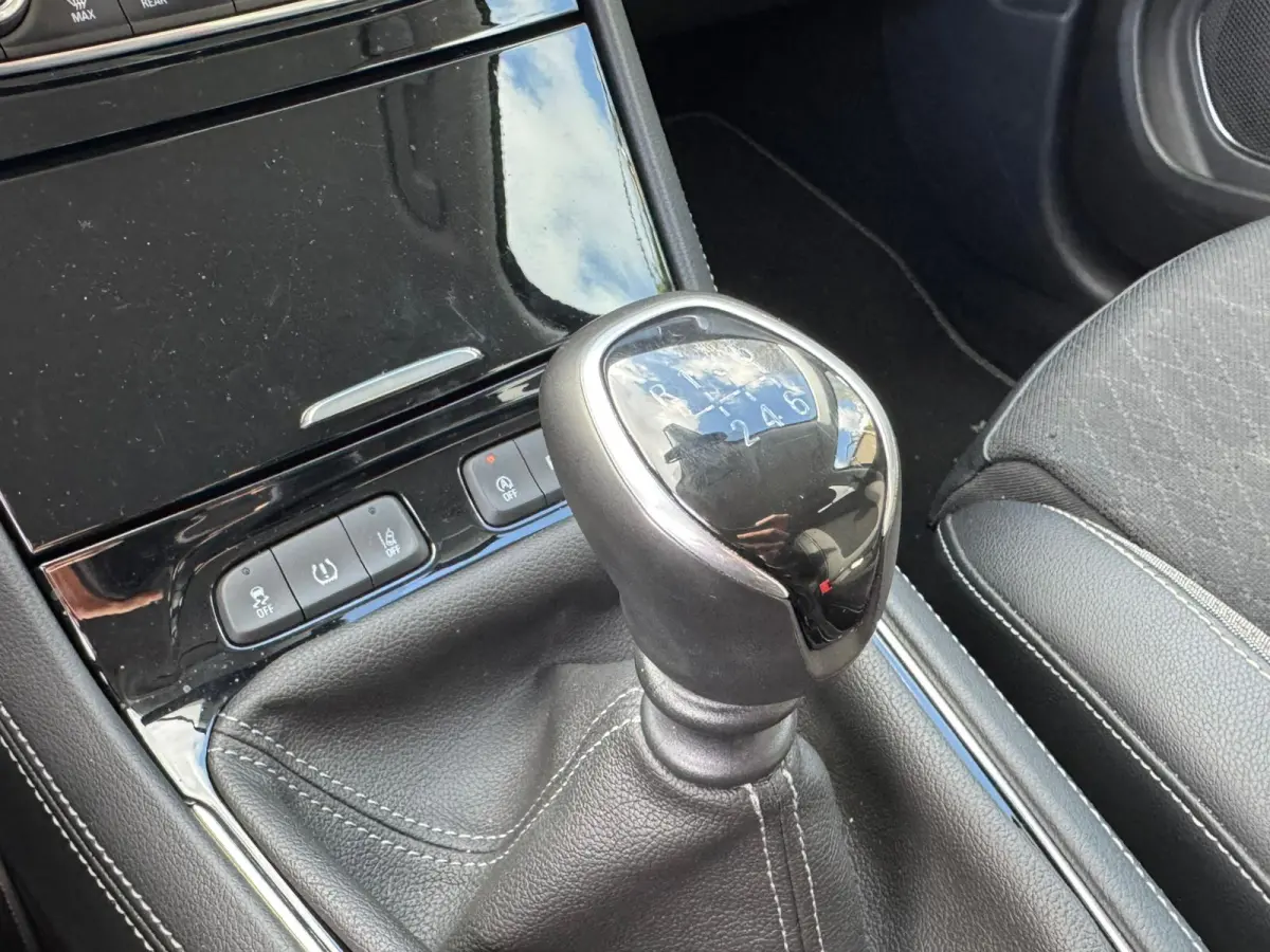1.2 TURBO 130PK EDITION CAMERA/PDC/NAVIGATIE