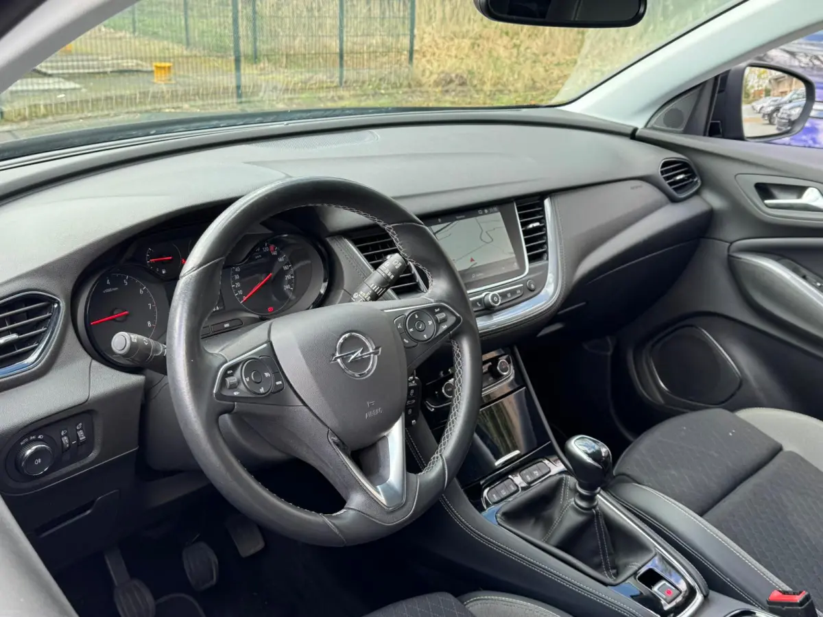 1.2 TURBO 130PK EDITION CAMERA/PDC/NAVIGATIE