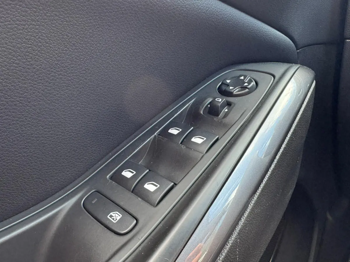 1.2 TURBO 130PK EDITION CAMERA/PDC/NAVIGATIE
