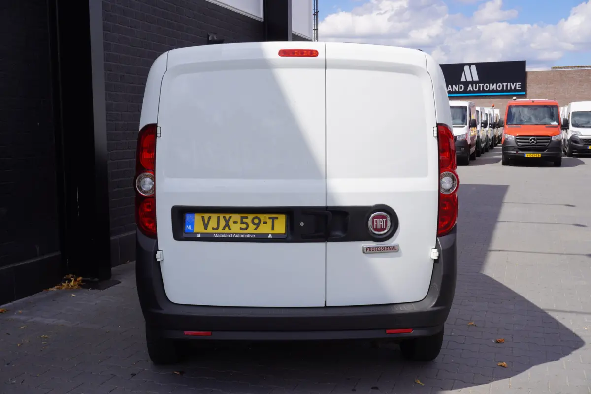 1.3 MJ EURO 6 - Airco - Start/Stop - NAP - € 9.900,- Excl.
