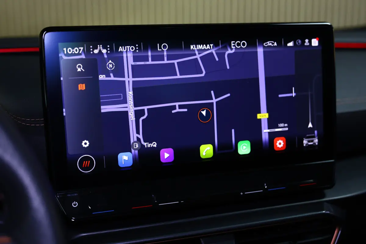 1.4 e-Hybrid Adrenaline AVM CARPLAY NAVI PANO MEMORY VIRTUAL CAMERA SFEER "23