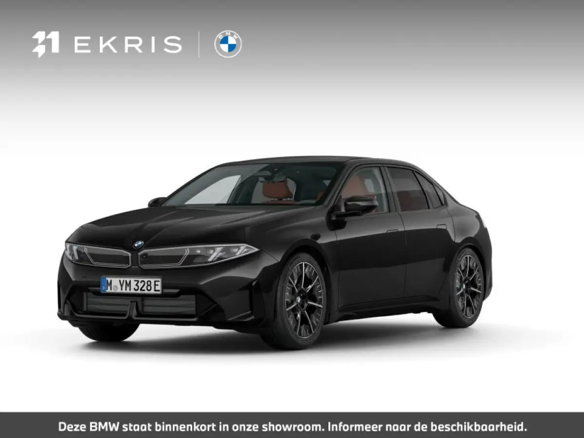 50 xDrive | First Edition | M Sportpakket | Verlichte Iconic Glow Grille | Panoramadak | Harman Kardon | Trekhaak