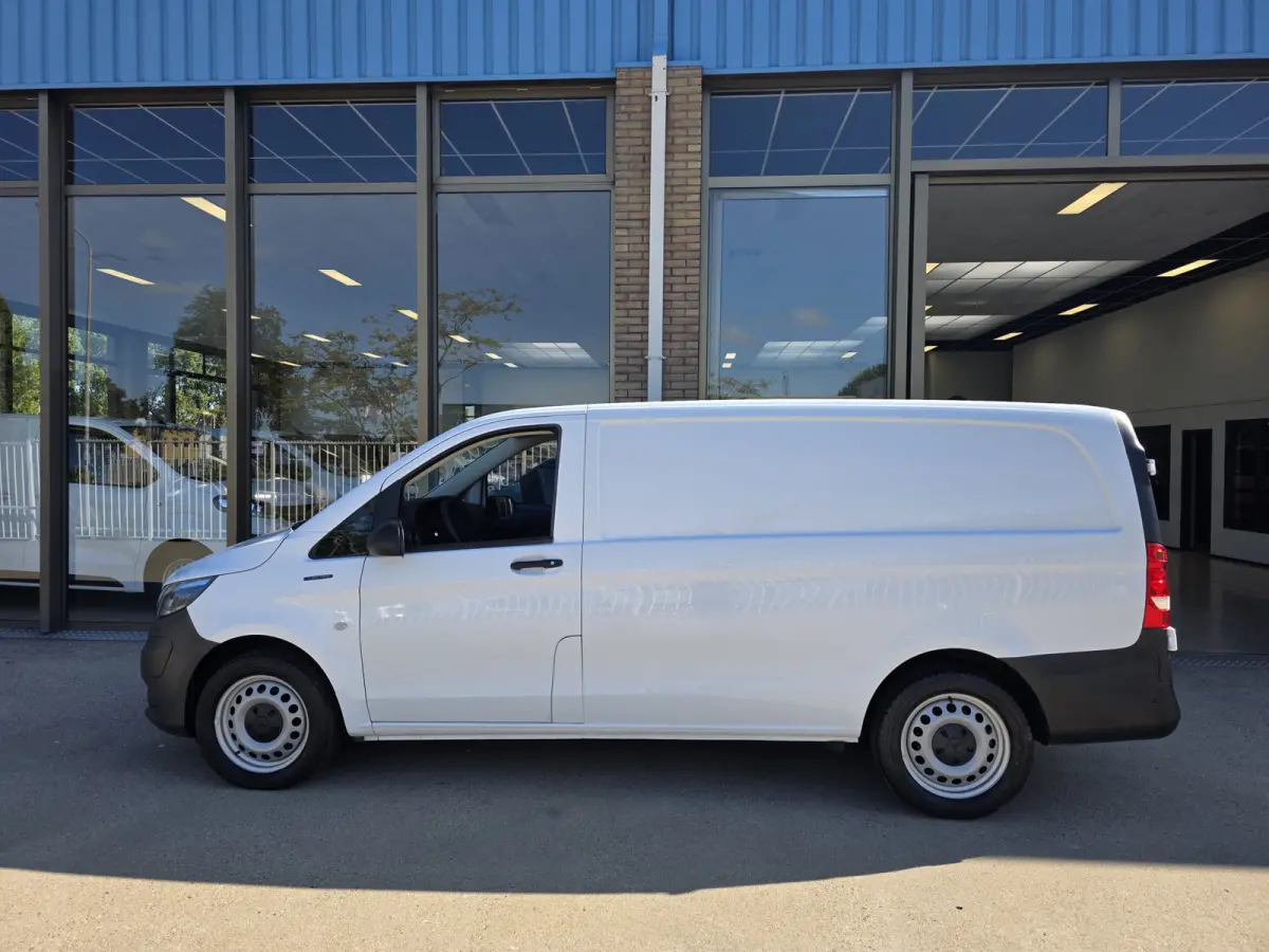 eVito 112 L2 Business Solution 60 kWh Achteruitrijcamera Airco  Stoelverwarming