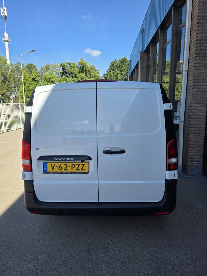 eVito 112 L2 Business Solution 60 kWh Achteruitrijcamera Airco  Stoelverwarming