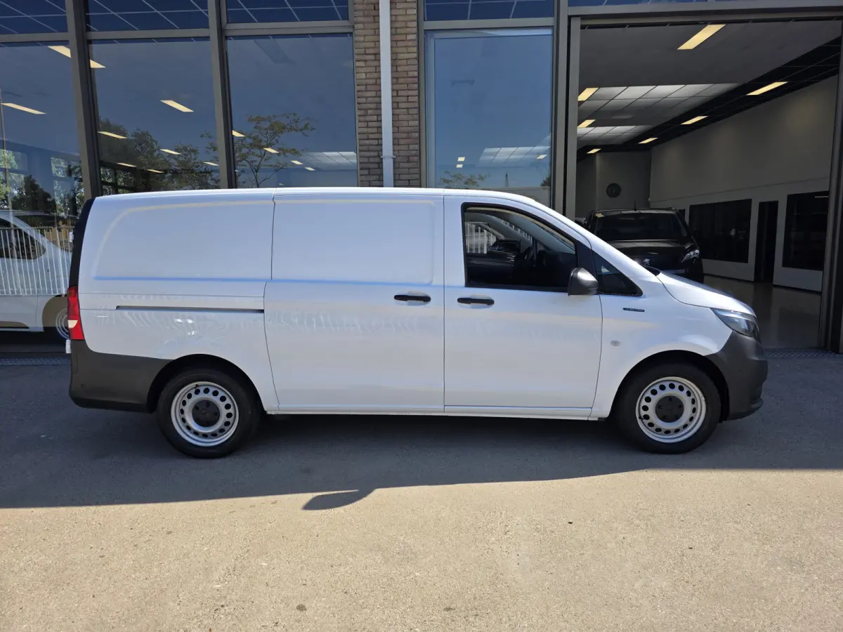 eVito 112 L2 Business Solution 60 kWh Achteruitrijcamera Airco  Stoelverwarming