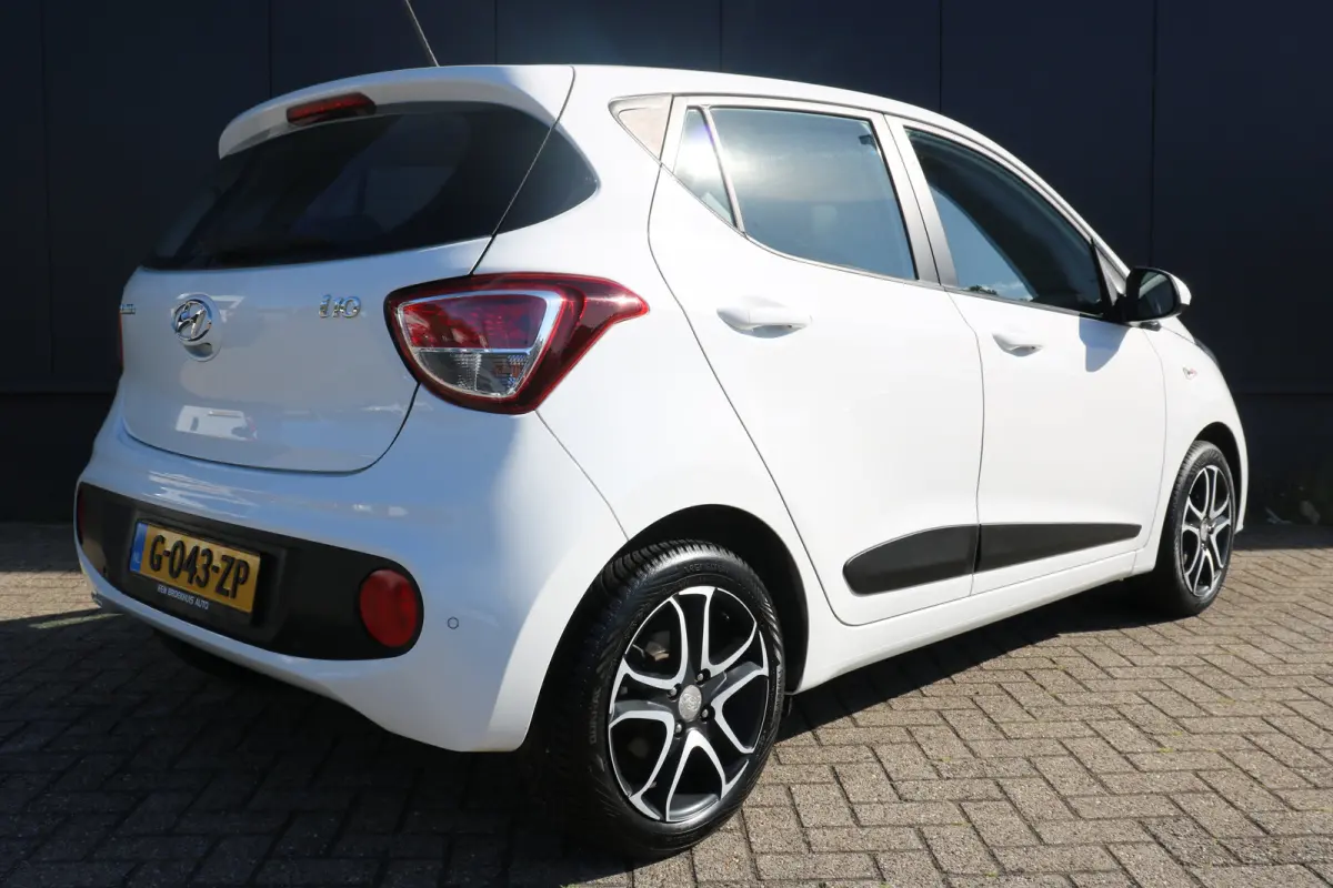 1.0i Comfort AIRCO | NAVI | CRUISE CONTROL | ALL SEASON | DAB | BLUETOOTH