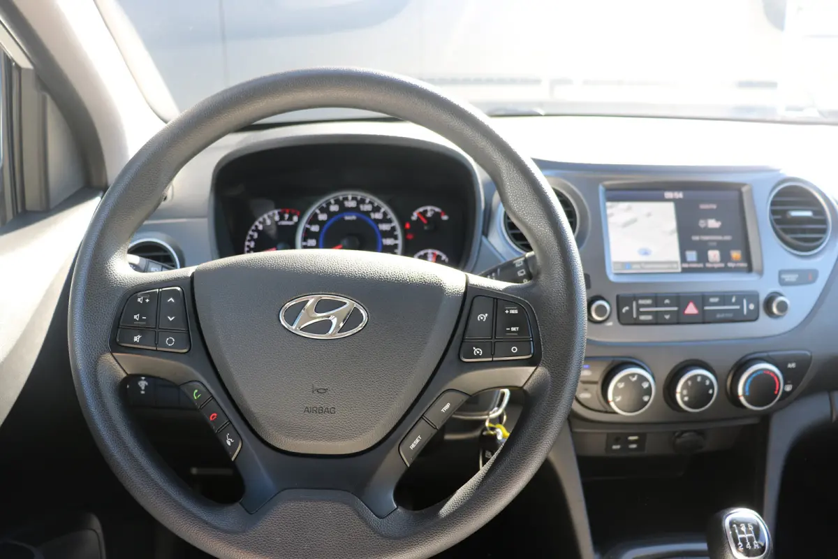 1.0i Comfort AIRCO | NAVI | CRUISE CONTROL | ALL SEASON | DAB | BLUETOOTH