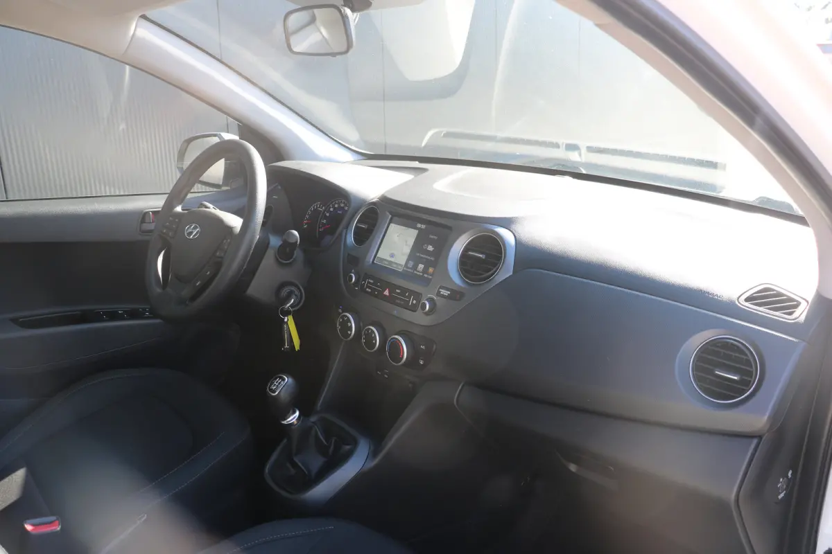 1.0i Comfort AIRCO | NAVI | CRUISE CONTROL | ALL SEASON | DAB | BLUETOOTH