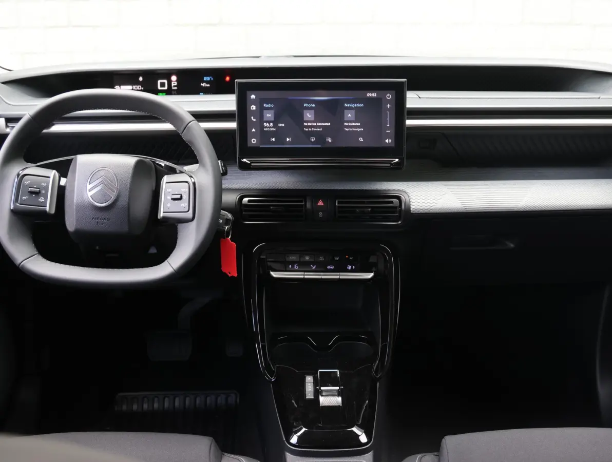 Max 113pk Comfort Range 44 kWh 8jaar Garantie | Accu 98% |Navigatie | Camera achter | Lichtmetalen velgen | Apple Carplay en Android Auto