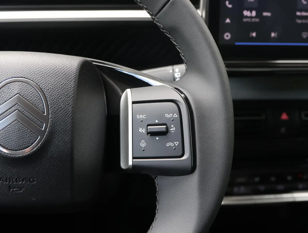Max 113pk Comfort Range 44 kWh 8jaar Garantie | Accu 98% |Navigatie | Camera achter | Lichtmetalen velgen | Apple Carplay en Android Auto