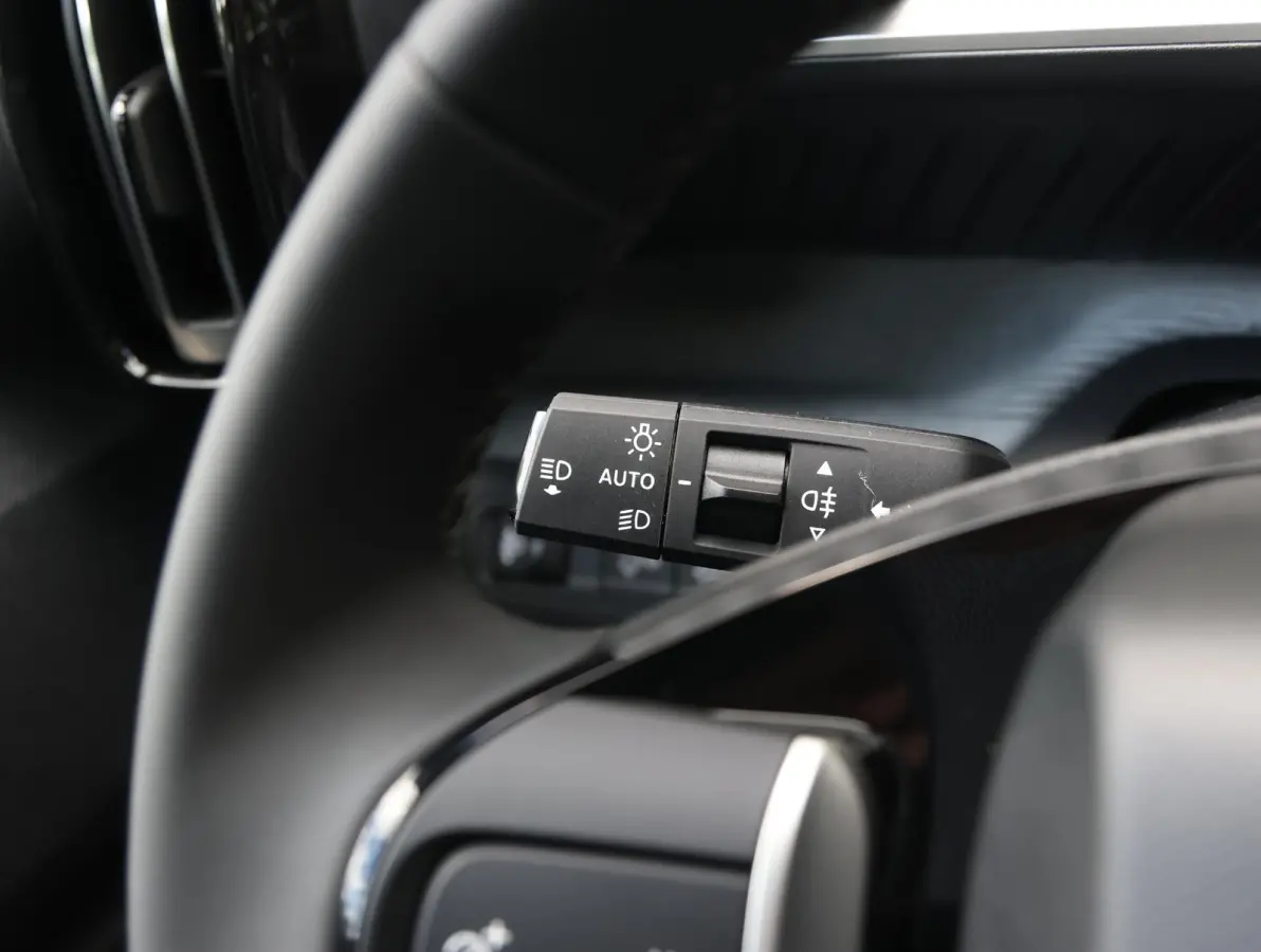 Max 113pk Comfort Range 44 kWh 8jaar Garantie | Accu 98% |Navigatie | Camera achter | Lichtmetalen velgen | Apple Carplay en Android Auto