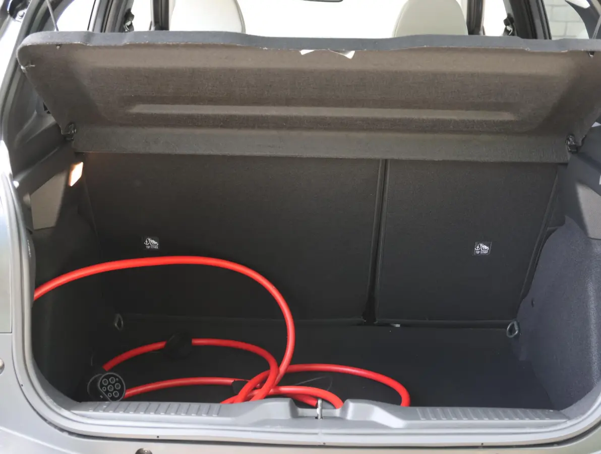 Max 113pk Comfort Range 44 kWh 8jaar Garantie | Accu 98% |Navigatie | Camera achter | Lichtmetalen velgen | Apple Carplay en Android Auto