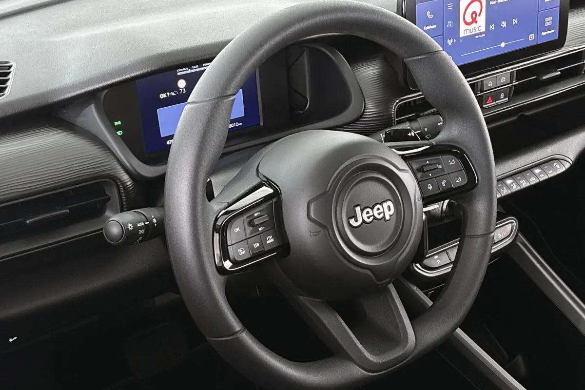 1.2 e-Hybrid Longitude Apple CarPlay 16" LMW