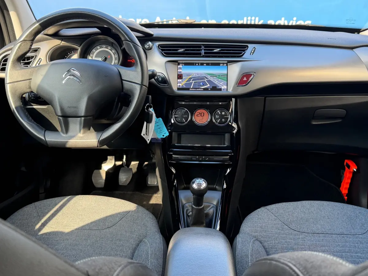 1.2 PureTech Feel Edition|2e Eigenaar|Navi|Climate|Cruise|PDC|LMV|ElektrischeRamen|Bleutooth|Isofix|DealerOnderhouden|