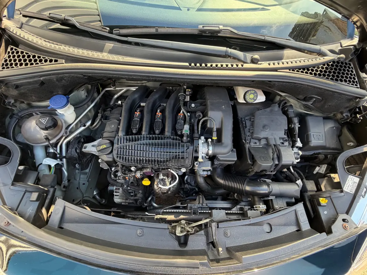 1.2 PureTech Feel Edition|2e Eigenaar|Navi|Climate|Cruise|PDC|LMV|ElektrischeRamen|Bleutooth|Isofix|DealerOnderhouden|