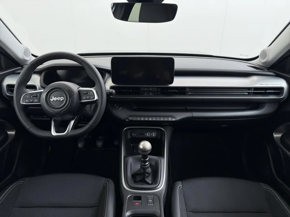 Summit 100pk | Navigatie via Apple Carplay en Android auto | Camera achter | cruise control | Lichtmetalen velgen | Automatische airco