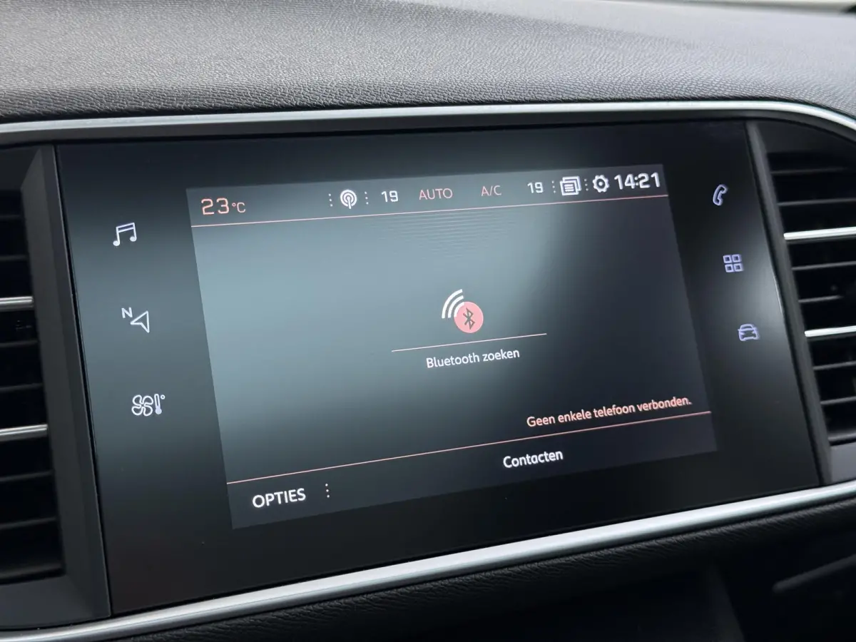 Blue Lease Executive 110pk | Trekhaak | Navigatie | Automatische airco | Cruise control | Parkeersensoren achter | Lichtmetalen velgen | Apple Carplay en Android auto