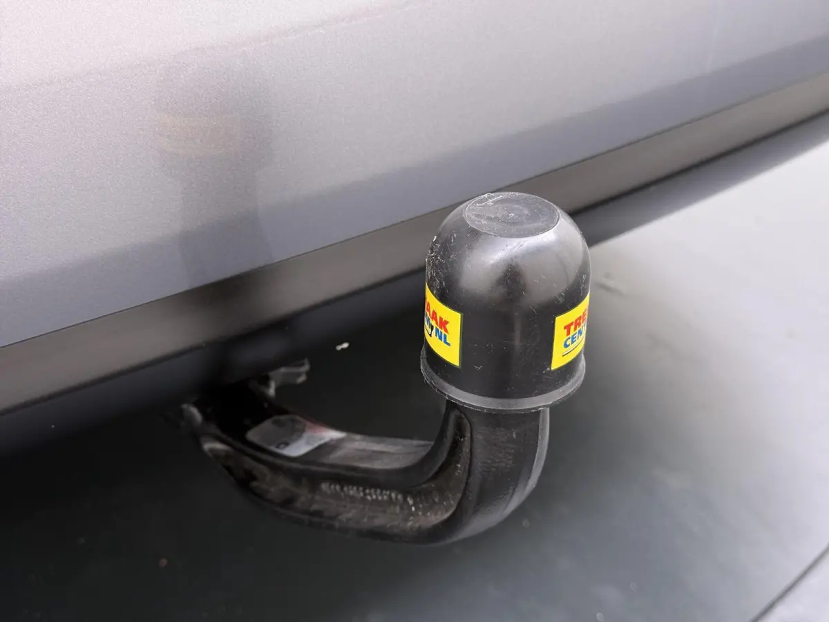 Blue Lease Executive 110pk | Trekhaak | Navigatie | Automatische airco | Cruise control | Parkeersensoren achter | Lichtmetalen velgen | Apple Carplay en Android auto